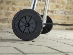 Weber Compact Kettle Ø 57 Cm Kolenbarbecue -Tuin & Buiten weber compact kettle 57cm kolenbarbecue 3 ecommerce 9510